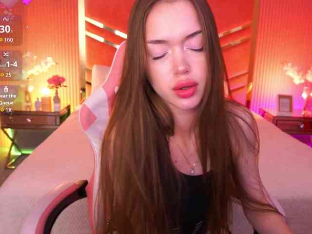 LunarBarbie webcam