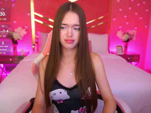 LunarBarbie webcam