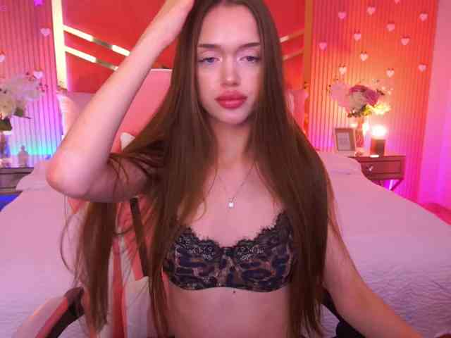 LunarBarbie webcam