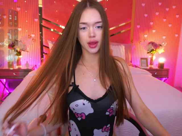 LunarBarbie webcam