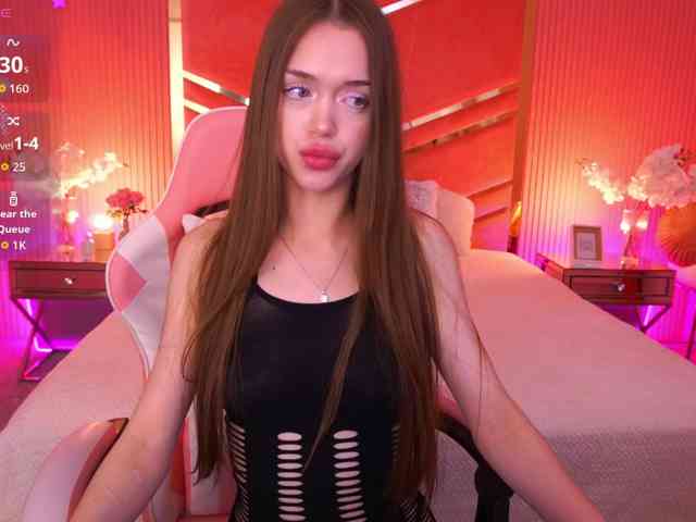LunarBarbie webcam