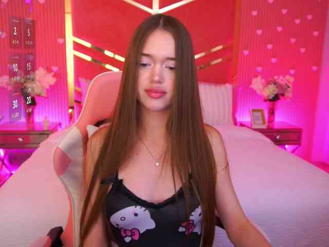LunarBarbie webcam