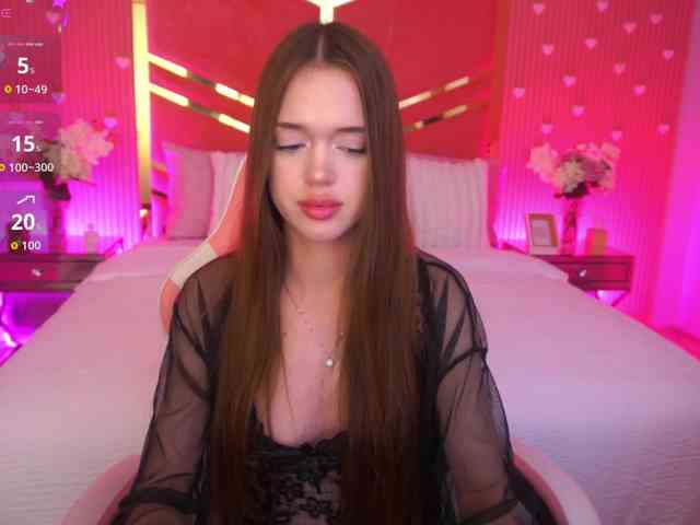 LunarBarbie webcam