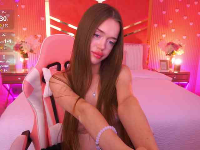 LunarBarbie webcam