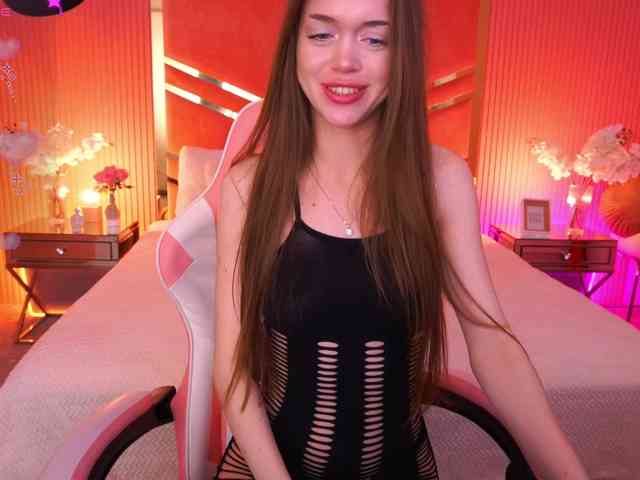 LunarBarbie webcam