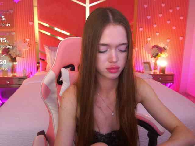 LunarBarbie webcam