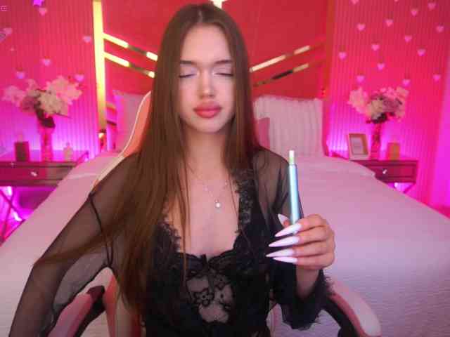 LunarBarbie webcam