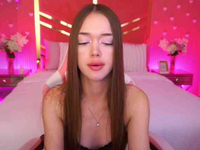LunarBarbie webcam