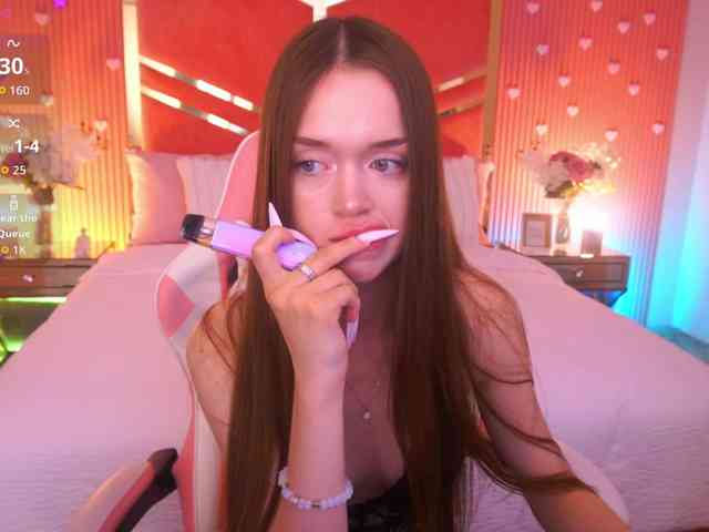 LunarBarbie webcam