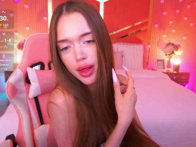 LunarBarbie webcam