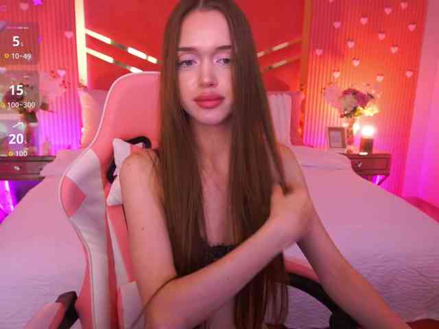 LunarBarbie webcam
