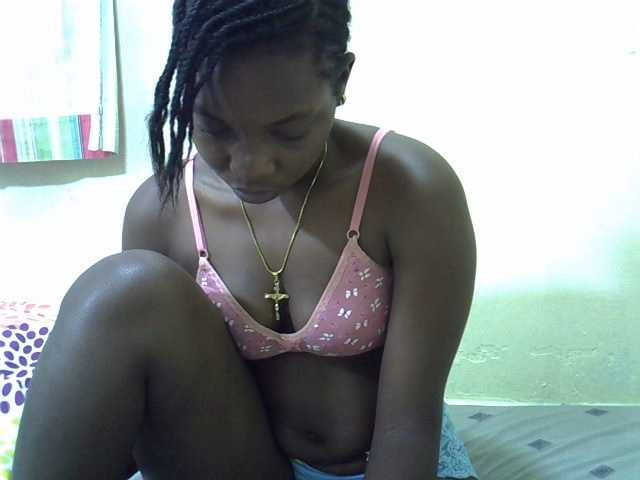 Prettylovie live webcam show