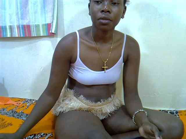 Prettylovie webcam