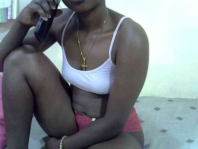 Prettylovie webcam