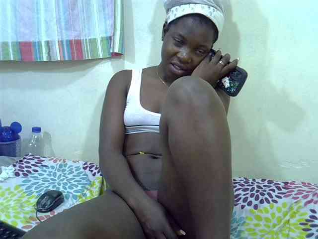 Prettylovie webcam