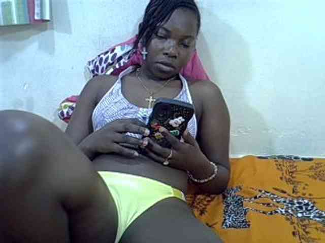 Prettylovie webcam