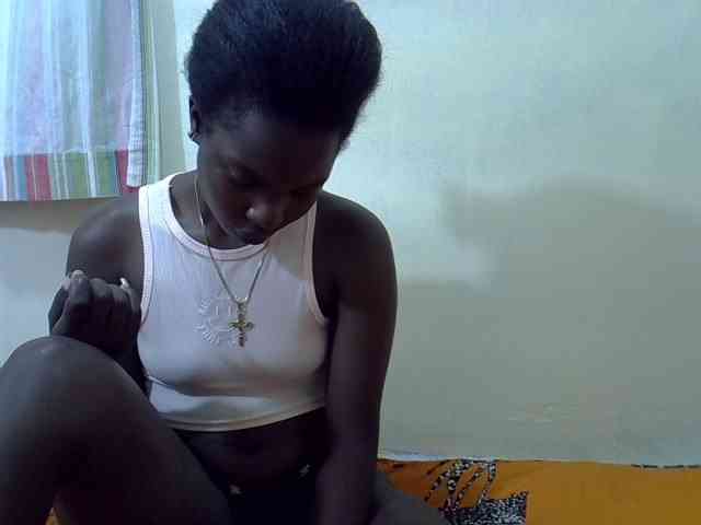 Prettylovie webcam