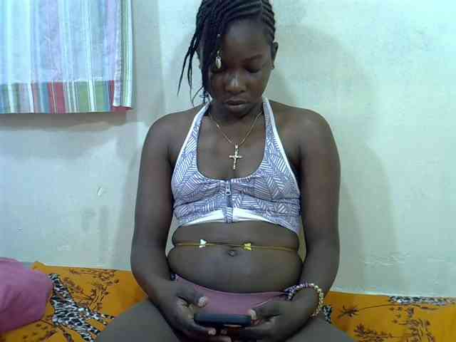 Prettylovie webcam