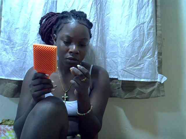 Prettylovie webcam