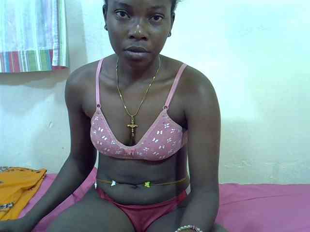 Prettylovie webcam