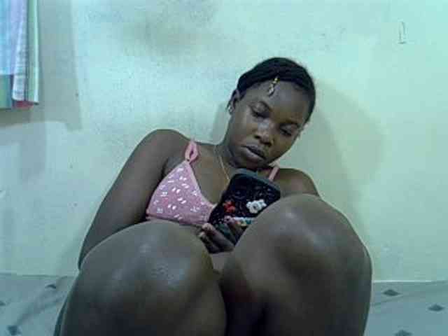 Prettylovie webcam