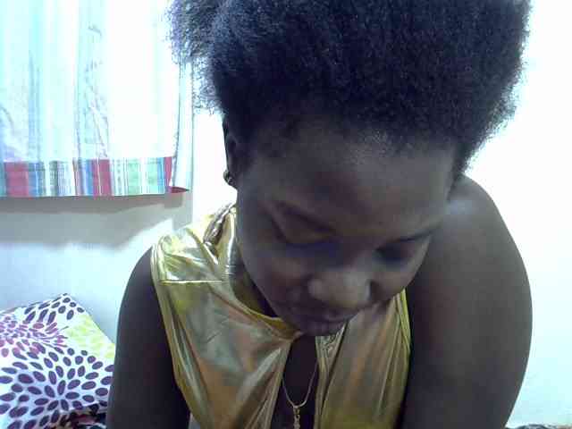 Prettylovie webcam