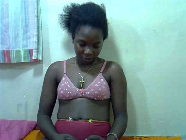 Prettylovie webcam