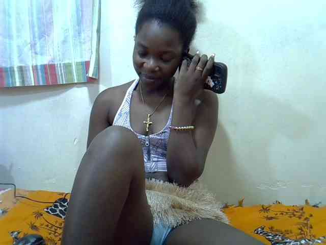 Prettylovie webcam