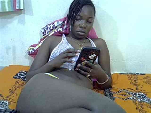 Prettylovie webcam
