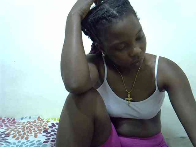 Prettylovie webcam
