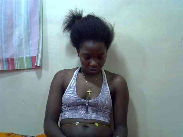 Prettylovie webcam