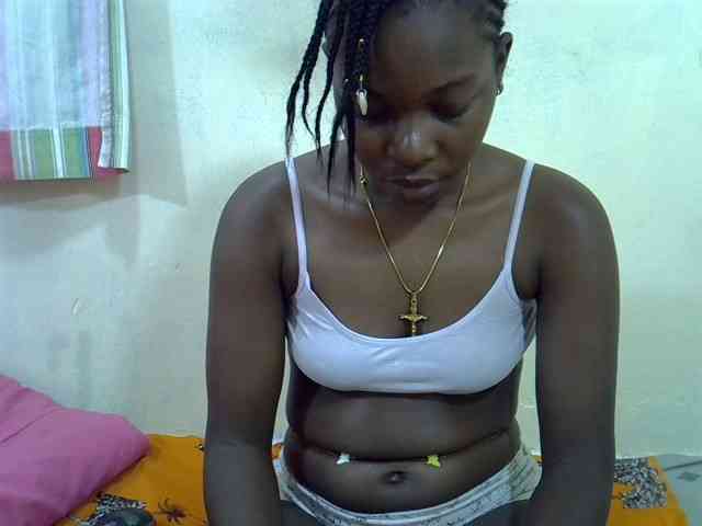 Prettylovie webcam