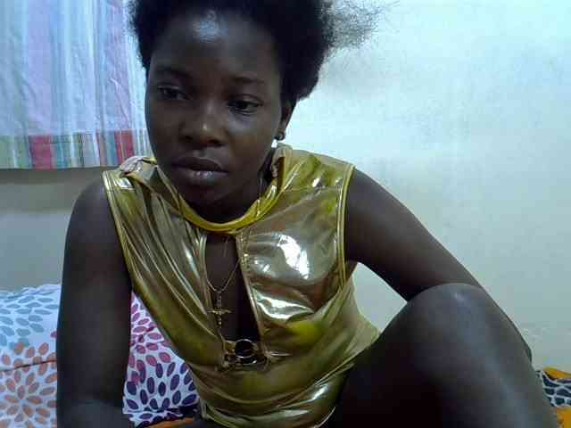 Prettylovie webcam