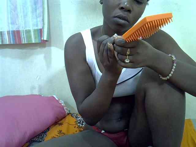 Prettylovie webcam