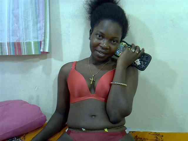 Prettylovie webcam