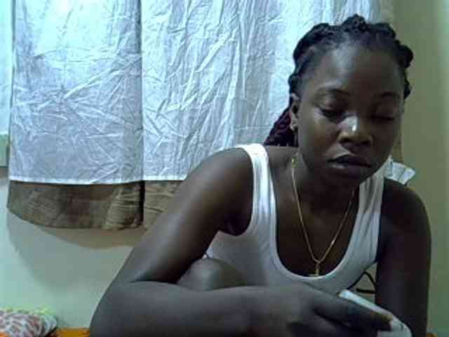 Prettylovie webcam
