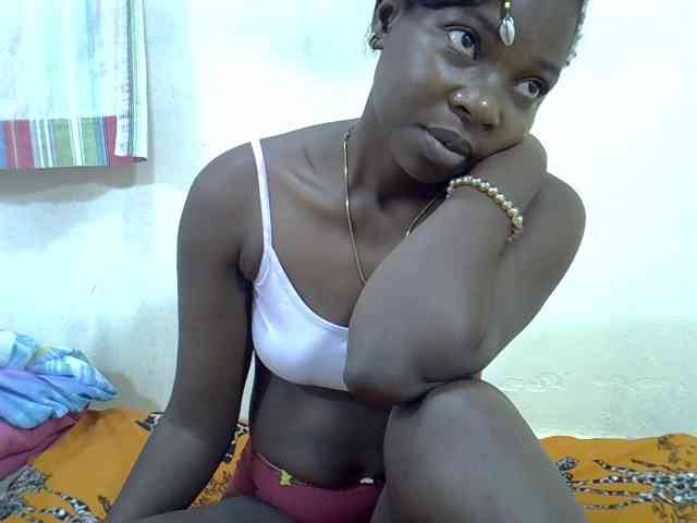 Prettylovie webcam