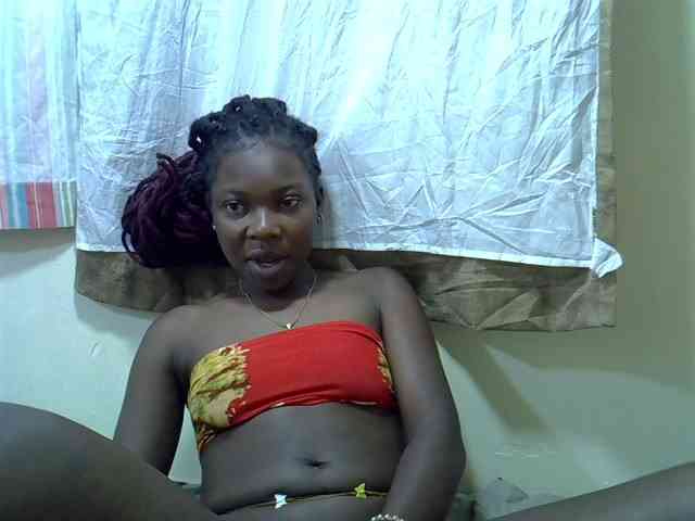 Prettylovie webcam
