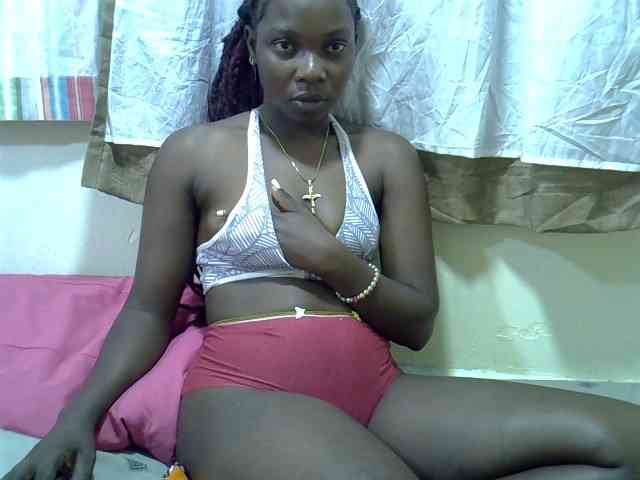 Prettylovie webcam