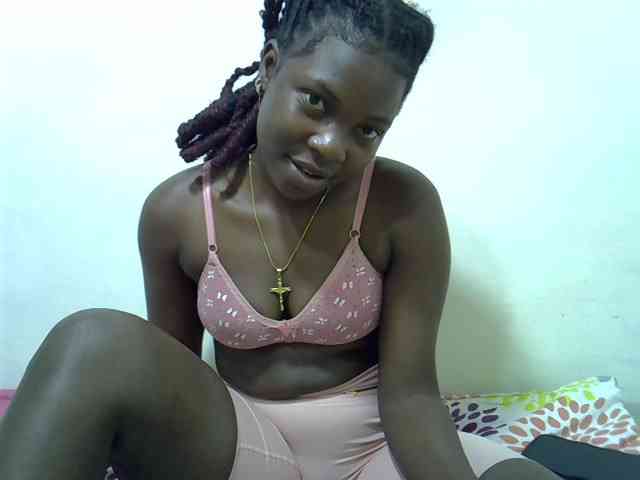 Prettylovie webcam