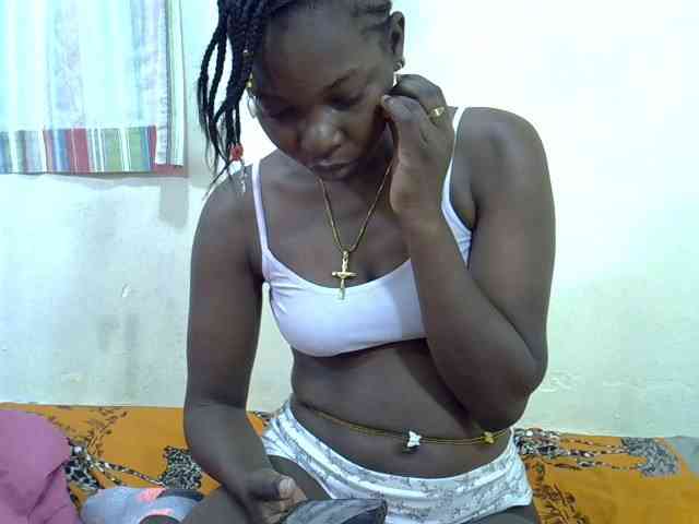 Prettylovie webcam