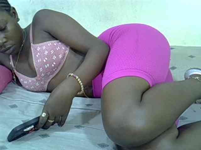 Prettylovie webcam