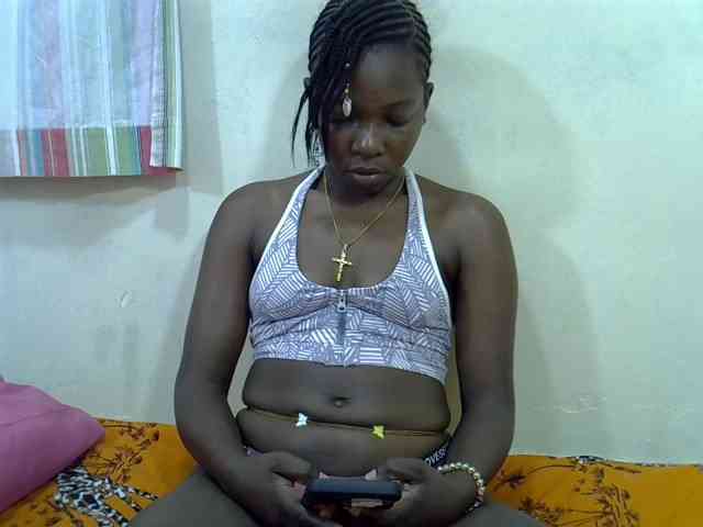Prettylovie webcam