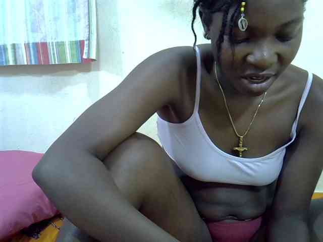 Prettylovie webcam
