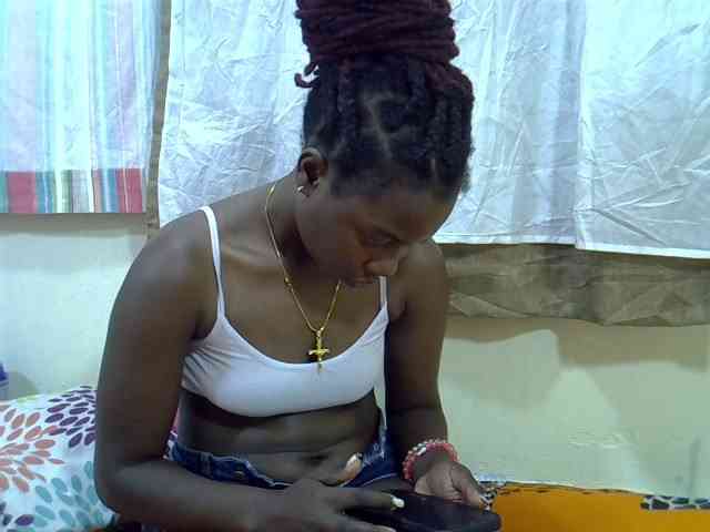 Prettylovie webcam
