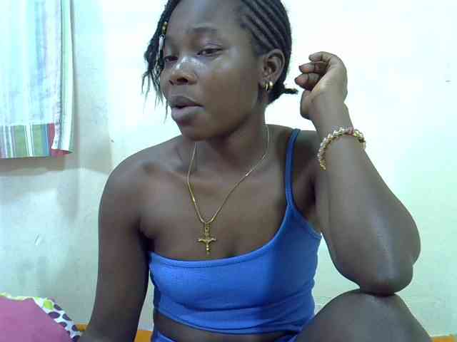 Prettylovie webcam
