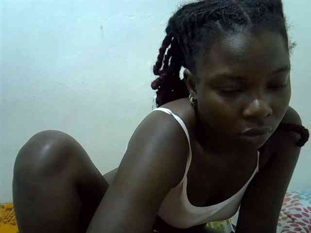 Prettylovie webcam