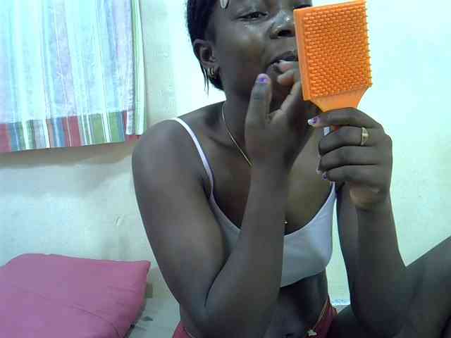 Prettylovie webcam