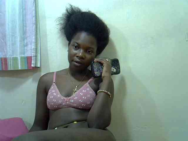 Prettylovie webcam