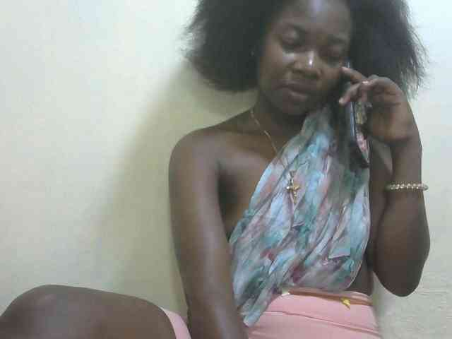 Prettylovie webcam